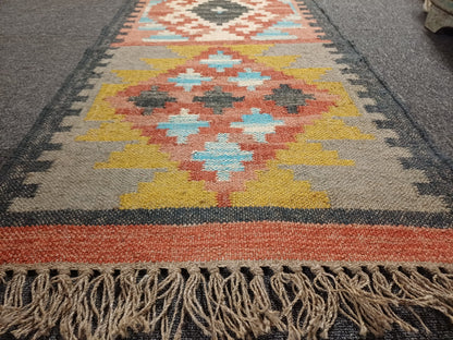 Jute Runner